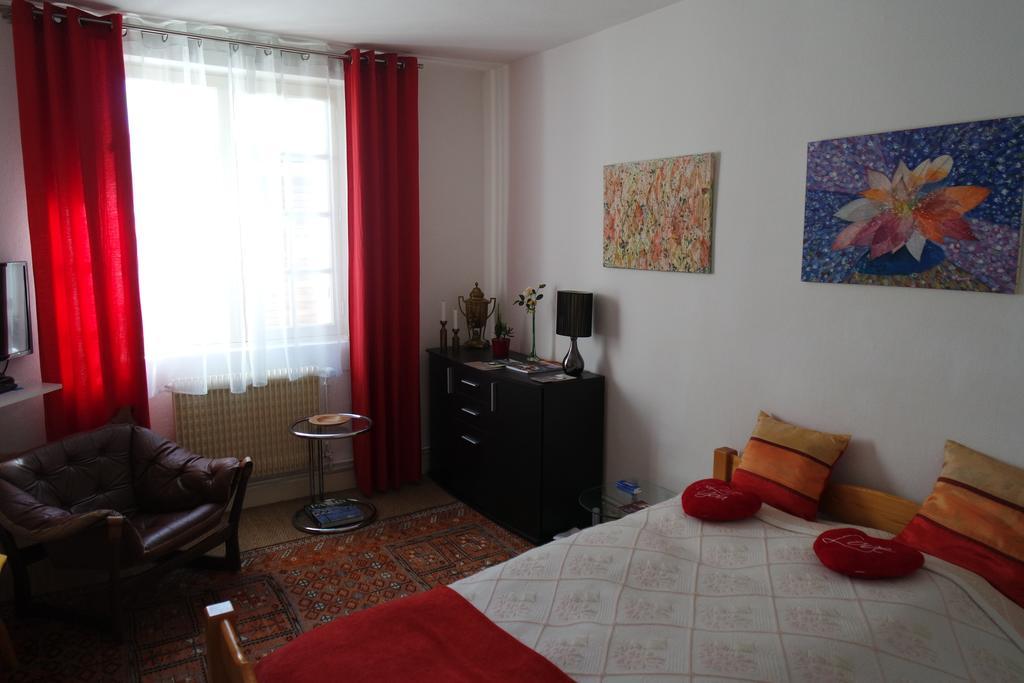 Bed and Breakfast Le Balcon Des Jasses Espere Экстерьер фото